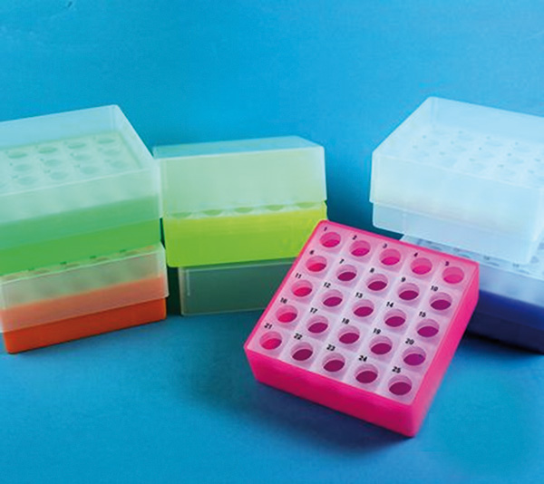 Gefrierboxen aus Polypropylen in verschiedenen Farben - Gefrierboxen aus  Kunststoff - Kryotechnik - Labormaterial