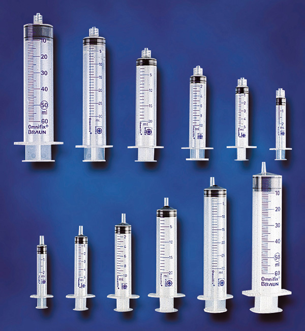 Kunststoff-Spritzen Injekt und Omnifix - Spritzen - Blutentnahme -  Sezierung - Probenentnahme - Labormaterial